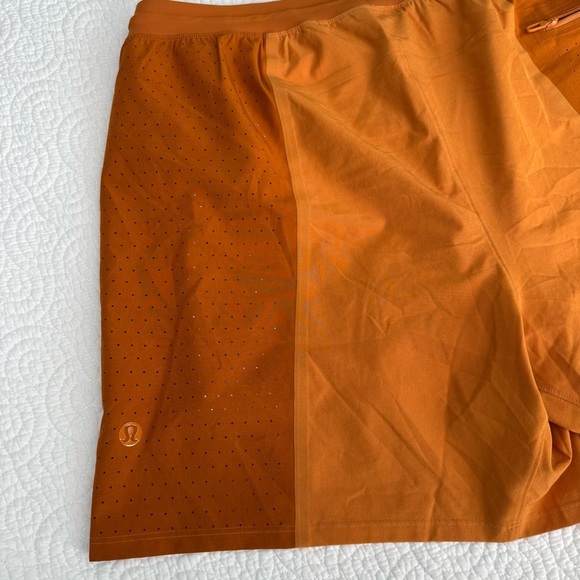 lululemon athletica Men's Orange Swim Trunks - Picture 9 of 12